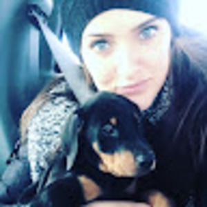 Meet your Posher, Holly